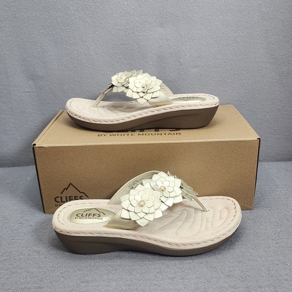 Cliffs by White Mountain Content Sandal Gold Floral Wedge Womens 6M NEW